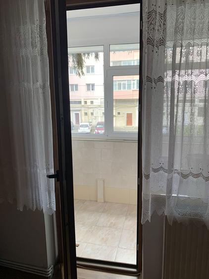 Apartament cu 3 camere de vanzare in Curtea de Arges - 8