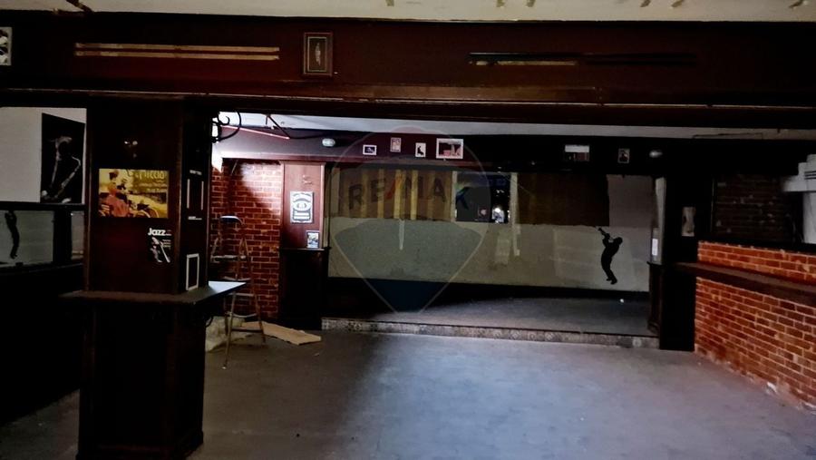 Spațiu comercial de vânzare în zona Central - 6