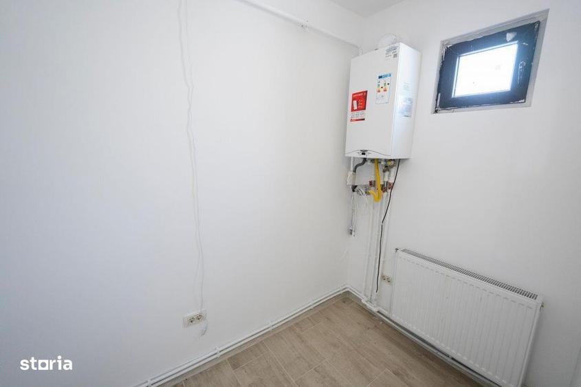 Spatiu comercial in statia de autobuz, stradal cu teren ! - 9