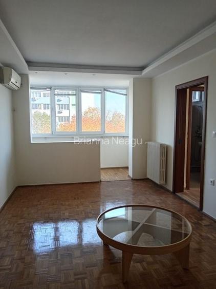 Aprtament de inchiriat, 3 camere // Zona Dorobanti