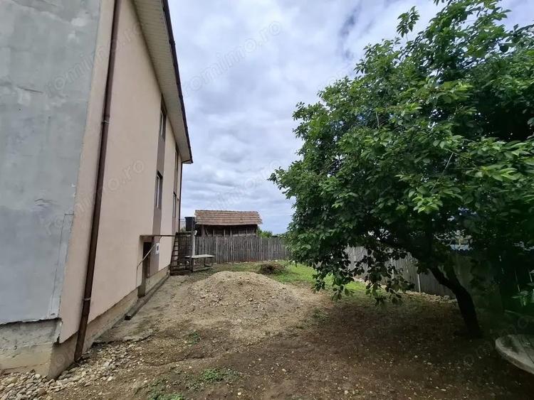 CASA IN BREASTA 300 mp-Ideala locuin?a sau afacere (camin batrani, pensiune) - 3