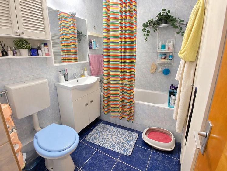 Apartament cu 3 camere decomandat, mobilat în 13 Septembrie