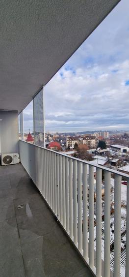 Apartament cu 2 camere decomandat în Exterior Vest