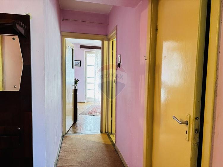 4 camere de VANZARE | Ultracentral - aproape de Faleza Dunarii - 11