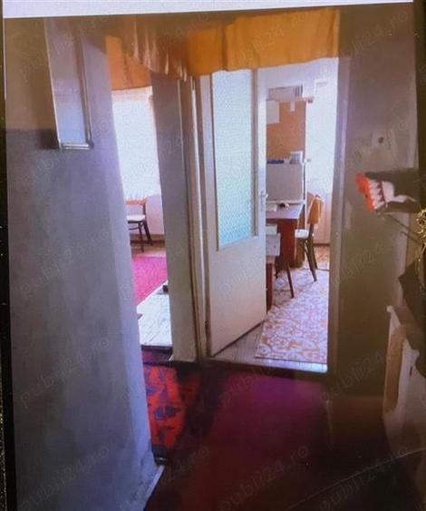 Ap. 3 camere, Micro IV - 6