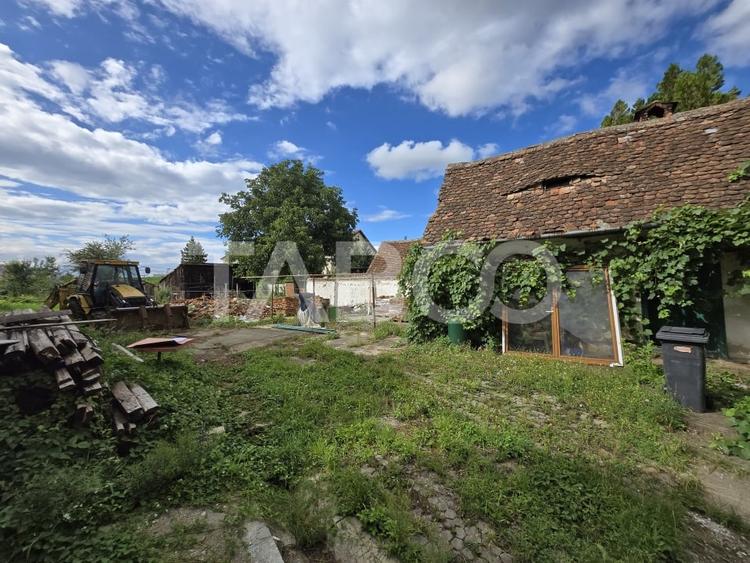 Casa individuala de vanzare cu teren de 800mp zona Turnisor Sibiu - 1
