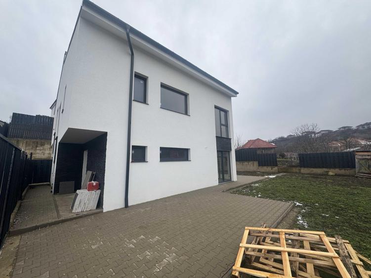 Duplex P+E cu pod locuibil Strada Teilor, Dezmir - 8