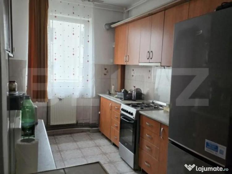 Apartament 3 camere, 70 mp, Soarelui - 10