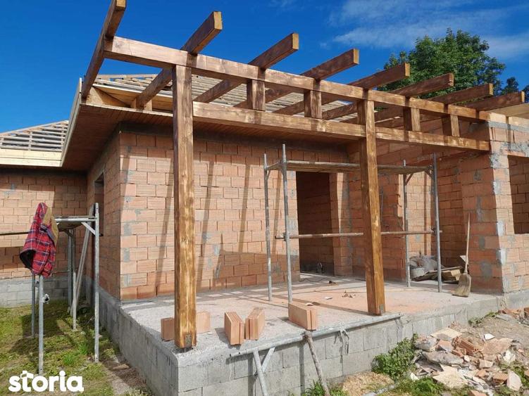 Casanoua pe un nivel de vanzare sat Gruisor com Acatari, Mures - 1