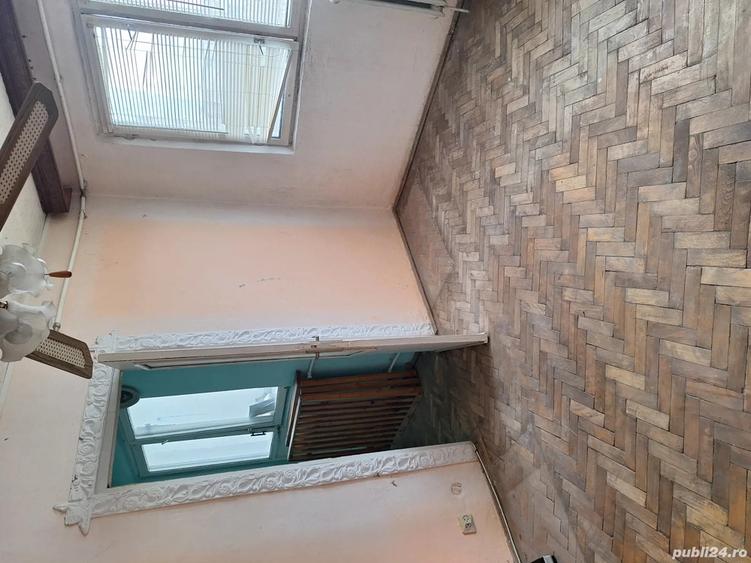De vanzare apartament cu 2 camere, et.4 zona Piata Sarbilor - 1