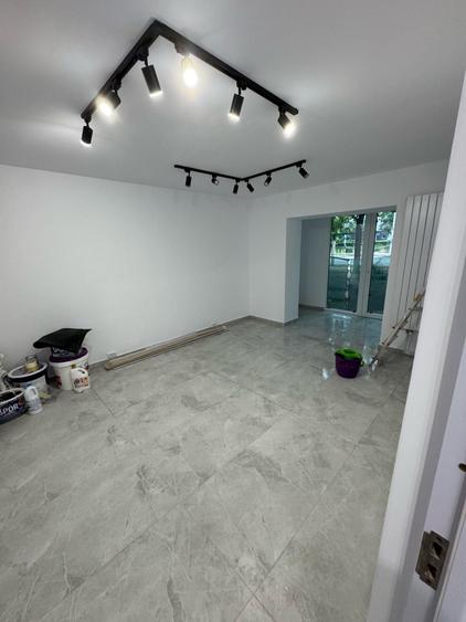 Spațiu comercial, de 35 mp, în Nicolina