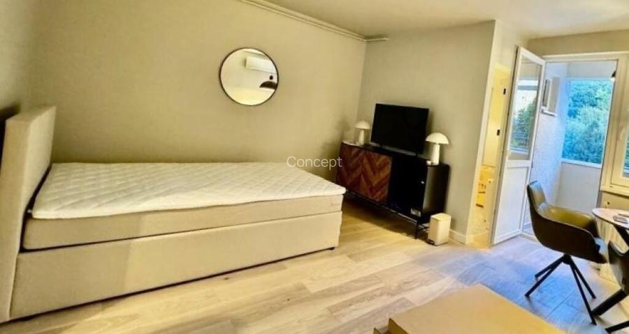 Garsoniera de inchiriat zona Eroii Revolutiei