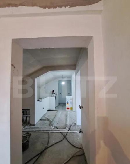 Casa cu etaj si demisol la GRI, 170 mp utili, 300 mp teren, - 2