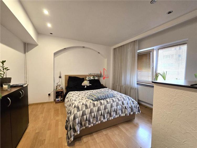 Centrala termica, et.4, decomandat Doamna Ghica Scoala Grigore Ghica - 4