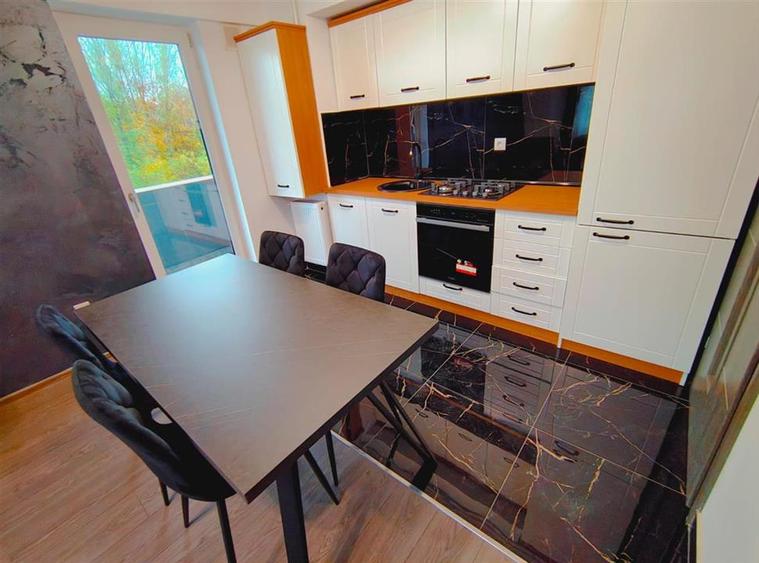 Apartament cu 2 camere decomandat, mobilat în Tătărași
