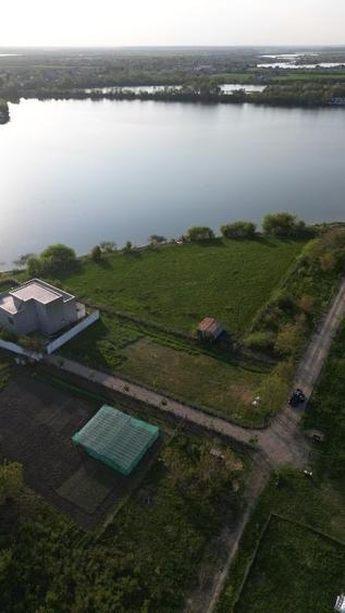 Teren intravilan cu vedere spre Lacul Buftea - 1