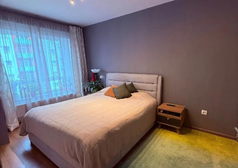 Apartament 2 camere, decomandat - zona Avantgarden - 1