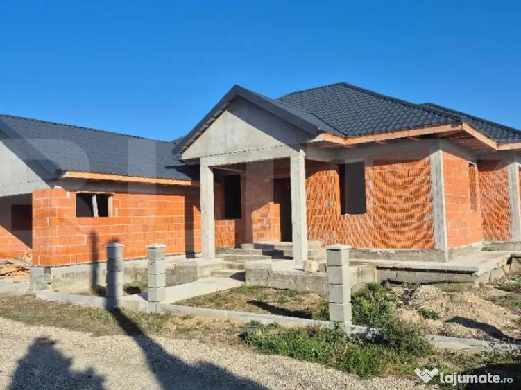 Casa la rosu, 4 camere, 145,31 mp utili, 715 mp teren, zona - 2