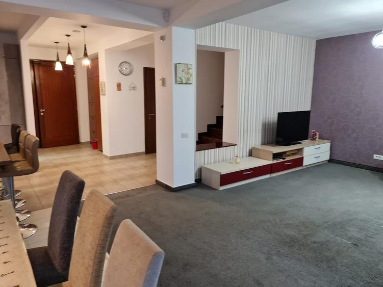 VANZARE CASA VILA INDIVIDUALA - 1