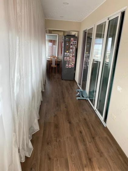 Apartament cu 3 camere decomandat, mobilat în Faleza Nord