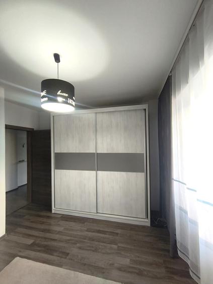 Apartament cu 2 camere decomandat în Berceni