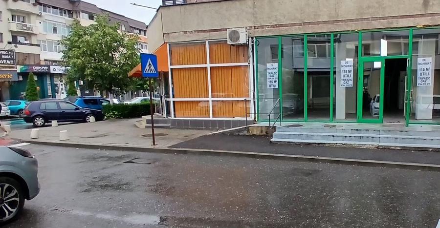 Spațiu comercial, de 85 mp, în Central