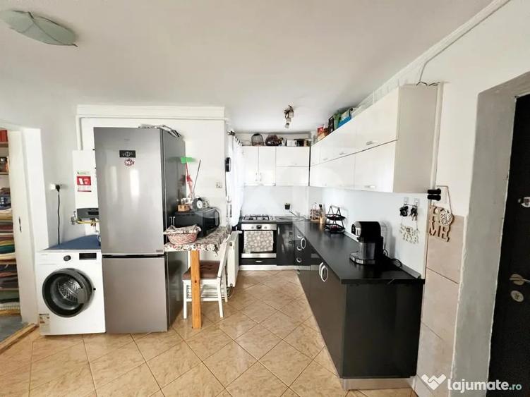 Apartament cu 3 camere decomandat în Sântandrei