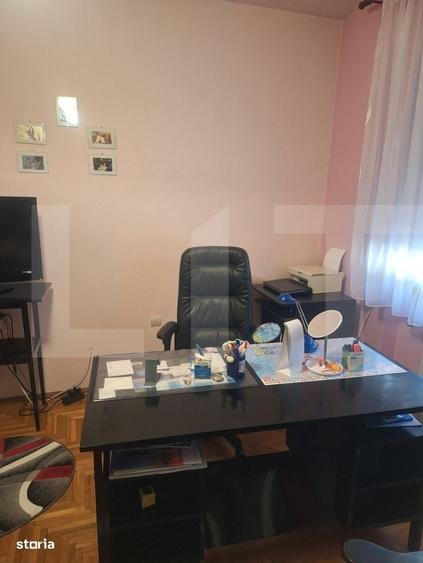 Casă cu 4 camere în Central