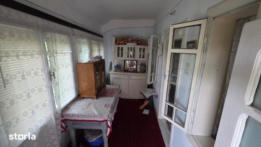 Casă cu 5 camere cu Teren 3750 Mp în Cârligele
