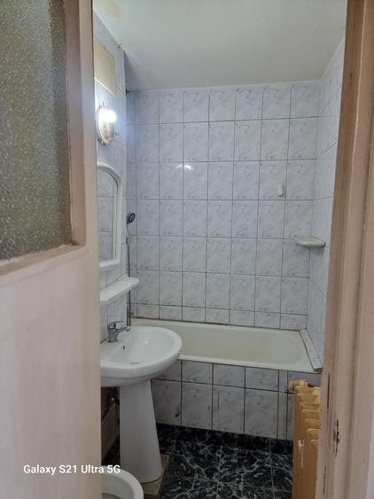 Apartament cu 2 camere decomandat în 1 Decembrie 1918