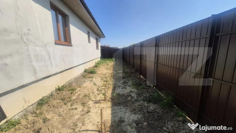 Casă cu 3 camere cu Teren 950 Mp în Central