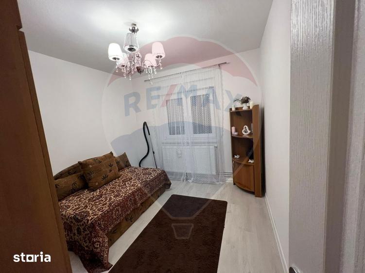 Apartament cu 2 camere, mobilat în Romanilor