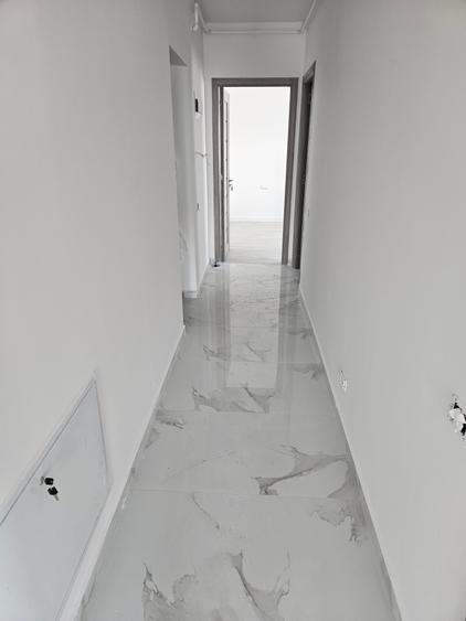 Apartament cu 2 camere decomandat în Haliu