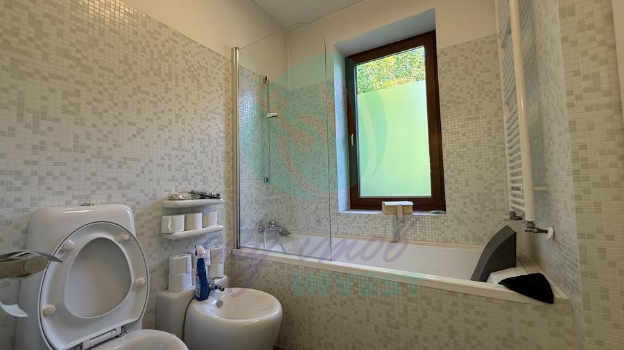Casă individuală cu 8 camere cu Canalizare în Kiseleff