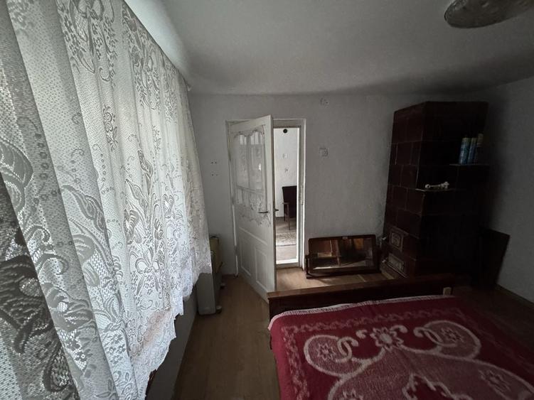 Casă cu 2 camere în Șerbănești