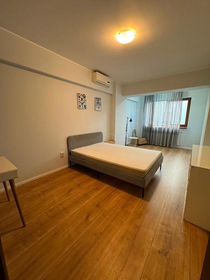 Apartament cu 2 camere decomandat în Virtuții