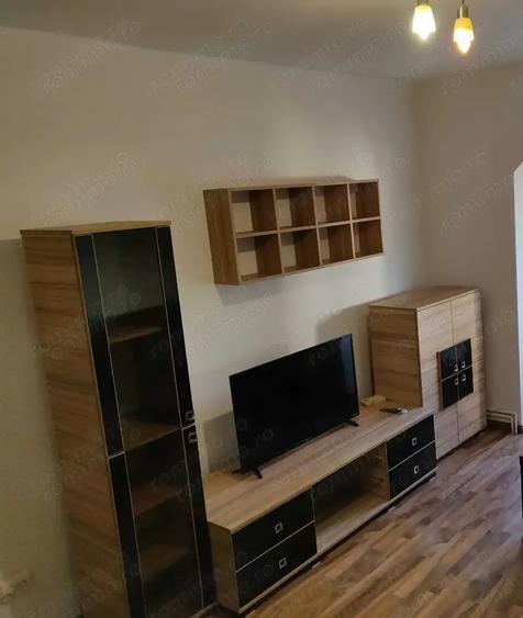 Apartament cu 2 camere decomandat în Colentina