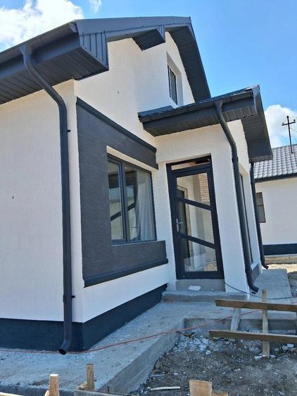 Casă cu Teren 260 Mp în Traian