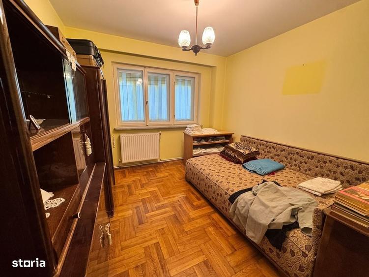 Apartament cu 3 camere decomandat în Ultracentral