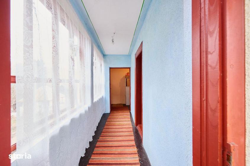 Casa la munte cu teren generos in Com. Nucsoara, loc. Slatina jud. A - 8