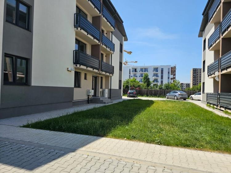 Apartament cu trei camere pe doua niveluri, tip vila, zona Tractorul - 11