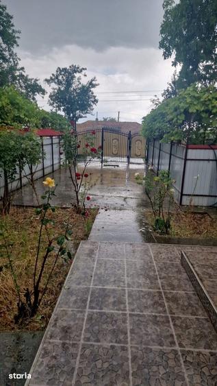 Apartament cu 2 camere în Brăești