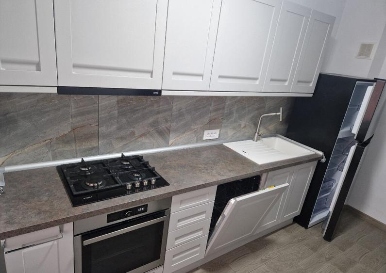 Direct proprietar, apartament cu 3 camere, mobilat ,utilat 620E - 1