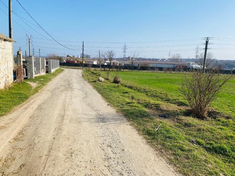 Teren investiție 5.500 mp lângă A2 – dublă deschidere 55 m / 101 m – utilități - 2