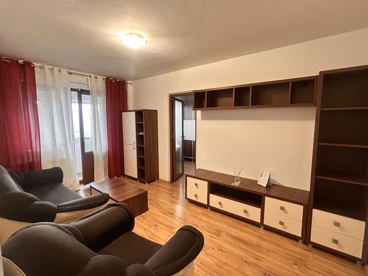 Inchiriez apartament 2 camere - 5
