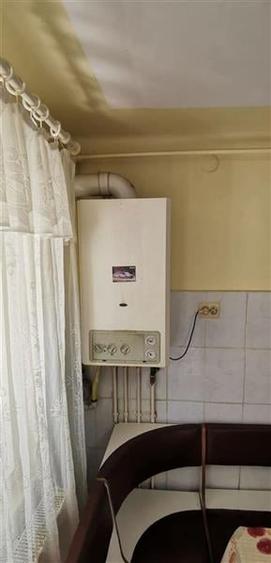 Casa, singur in curte in Bod, zona Centru - 8