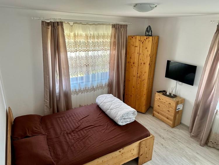 Pensiune de vanzare in Bobu, Scoarta - zona cu potential turistic in crestere! - 9