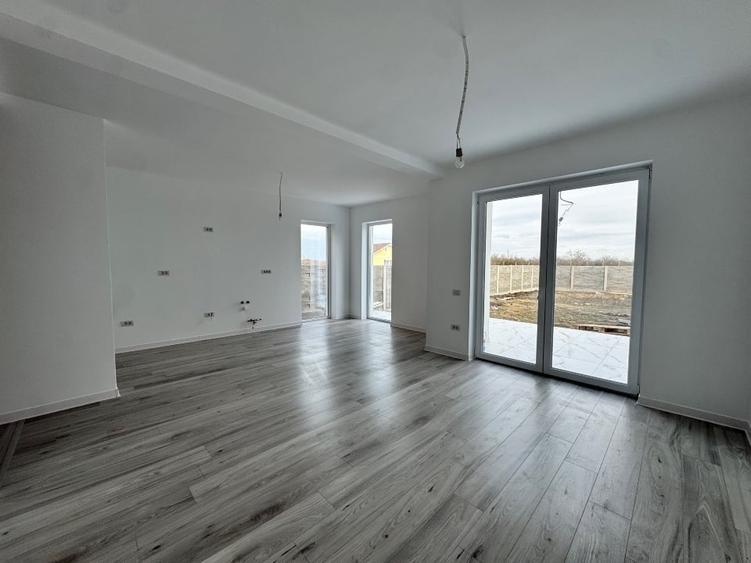 Duplex Modern de vis in Alpha City Residence - confort si eleganta - 3