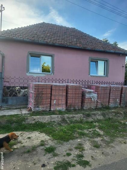 vand casa la tara - 1