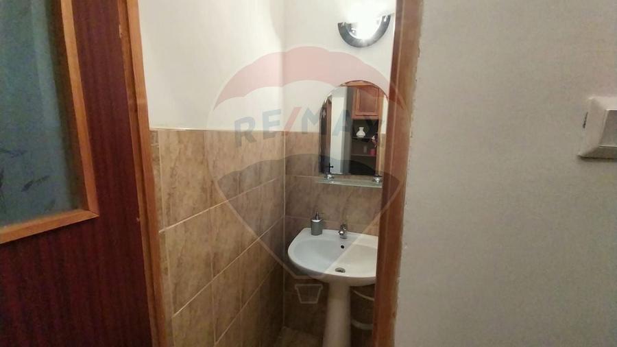 Apartament cu 3 camere decomandate în Lapus-Decebal - 11
